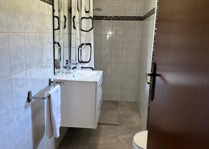 شقة Quiet Countryside Near The And The Sea كوبر